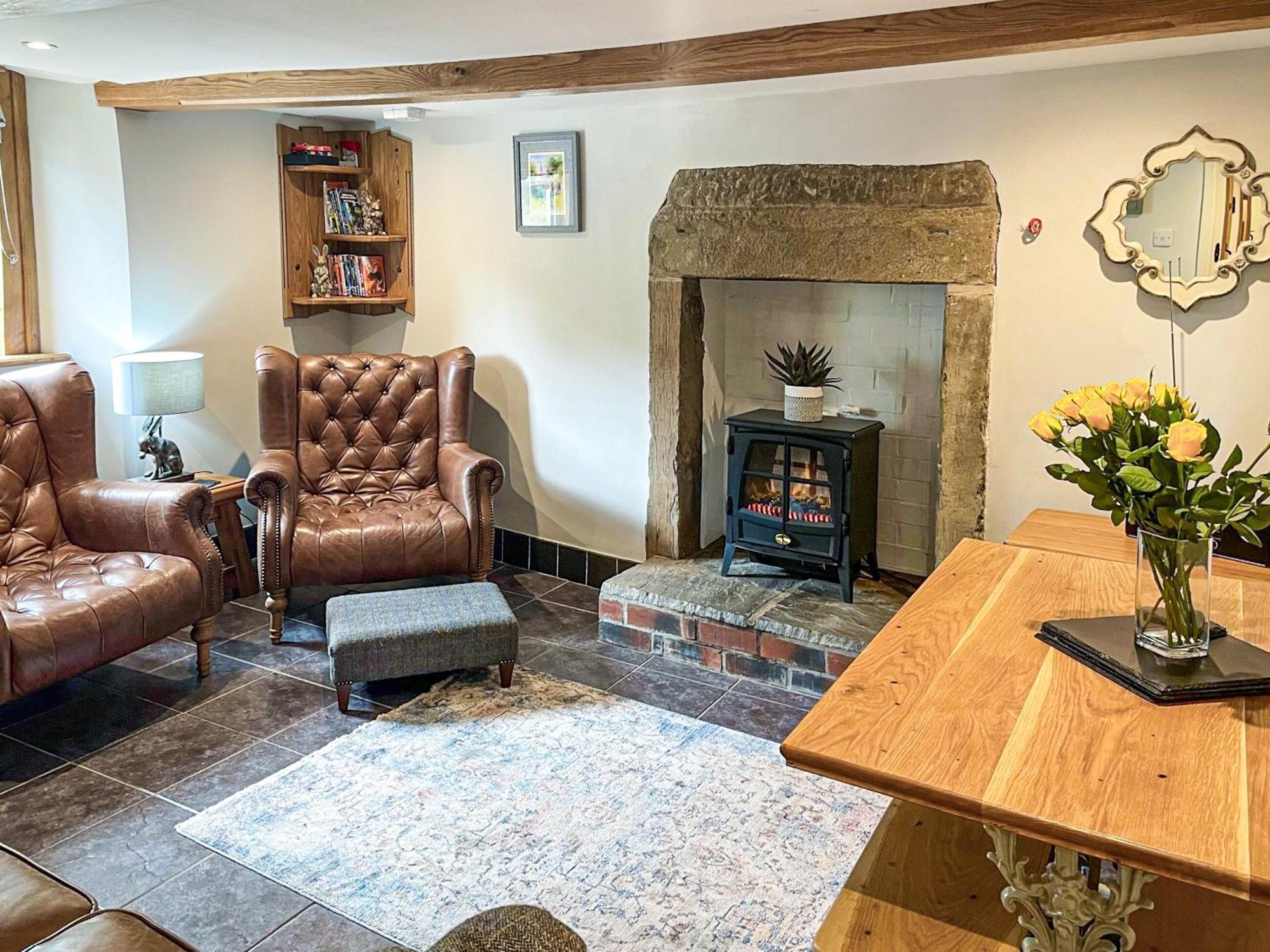 Johnsons Cottage - Uk39727 Taddington Экстерьер фото